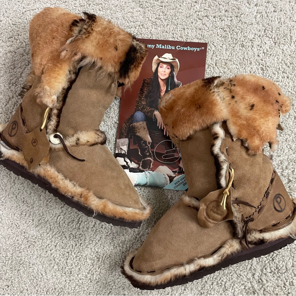 VINTAGE Womens SHEEPSKIN Beige & Brown MALIBU Fur WESTERN Native COWBOY BOOTS  9 - Picture 4 of 7
